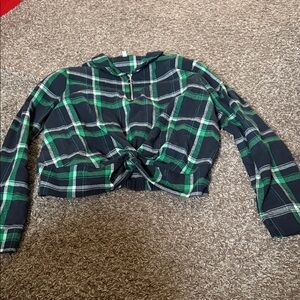 Rue21 Green and Black Plaid Crop Top